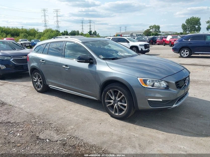 2017 VOLVO V60 CROSS COUNTRY T5