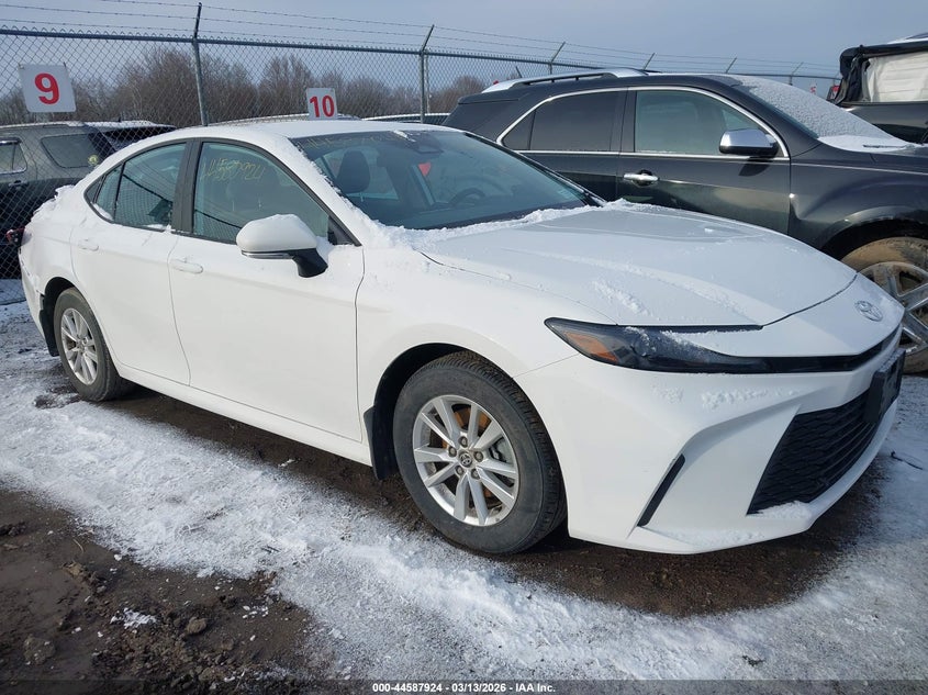 2025 TOYOTA CAMRY LE