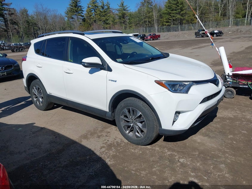 2018 TOYOTA RAV4 HYBRID XLE
