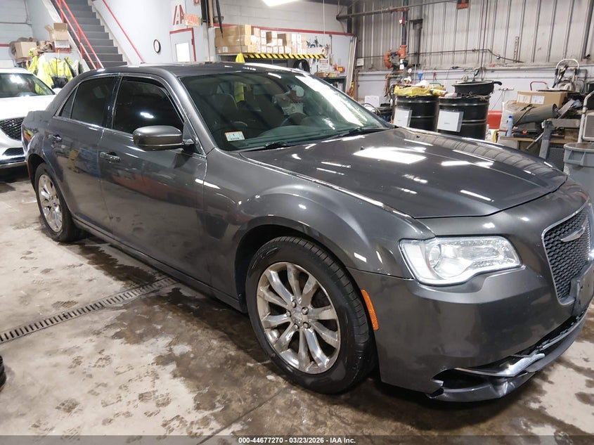 2017 CHRYSLER 300 LIMITED AWD
