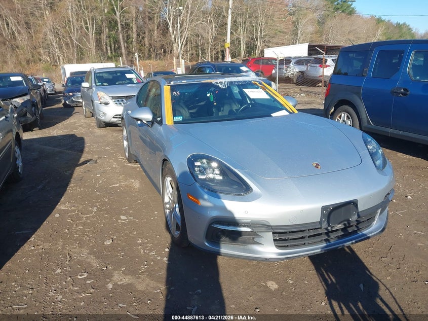 2018 PORSCHE PANAMERA 4