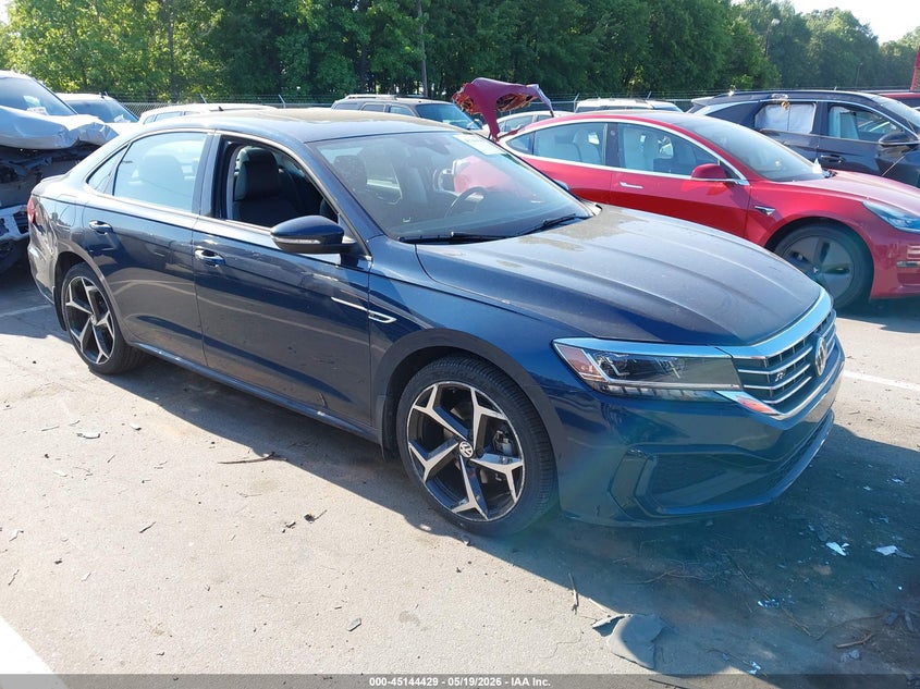 2020 VOLKSWAGEN PASSAT 2.0T R-LINE