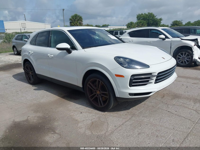 2019 PORSCHE CAYENNE S