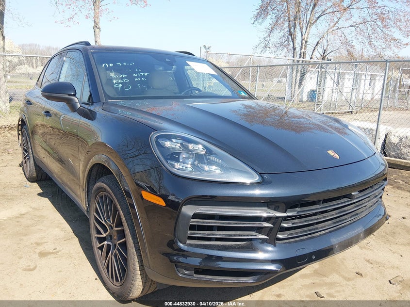 2020 PORSCHE CAYENNE S