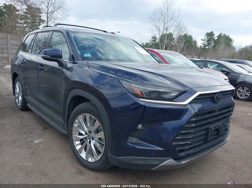 2025 TOYOTA GRAND HIGHLANDER PLATINUM