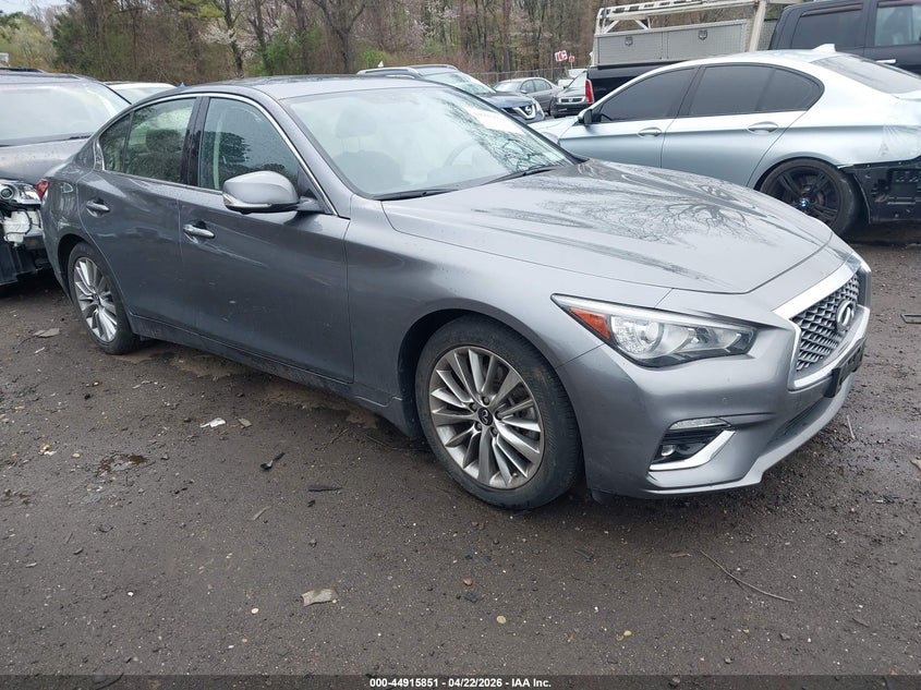 2022 INFINITI Q50 LUXE AWD