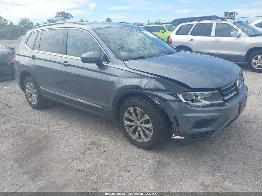 2018 VOLKSWAGEN TIGUAN 2.0T SE