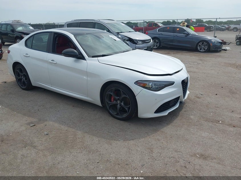2019 ALFA ROMEO GIULIA TI SPORT AWD