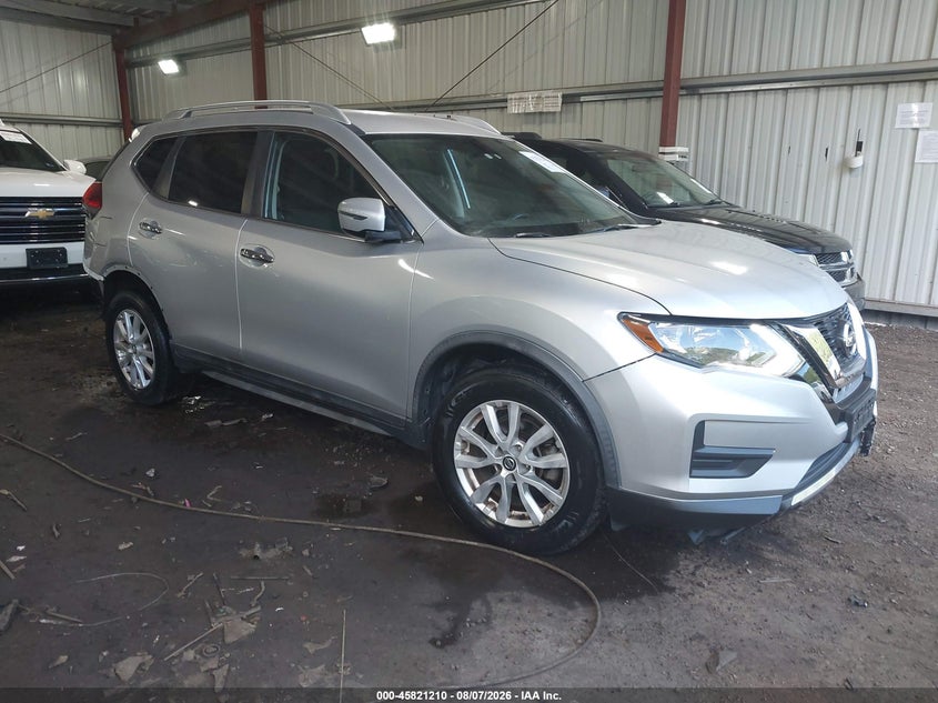 2017 NISSAN ROGUE SV