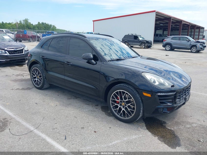 2018 PORSCHE MACAN SPORT EDITION