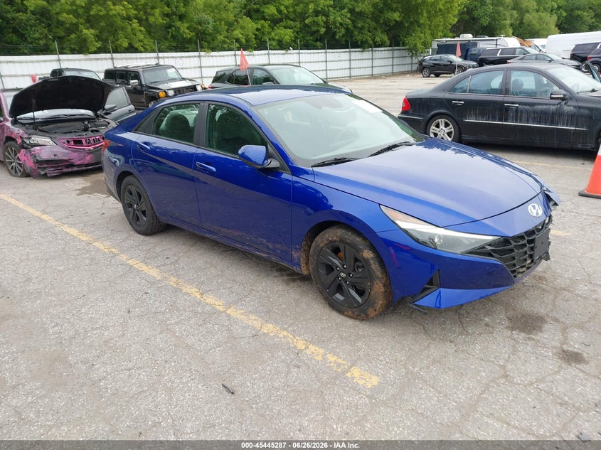 2022 HYUNDAI ELANTRA SEL