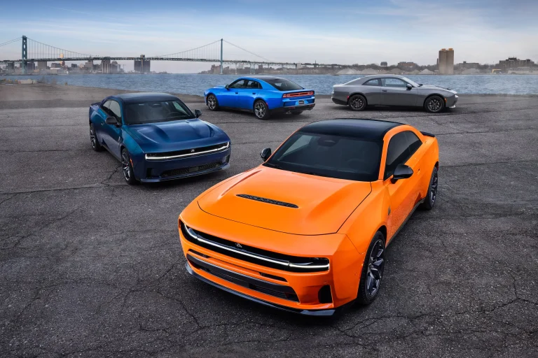 Новий Dodge Charger Sixpack 2026 модельного року