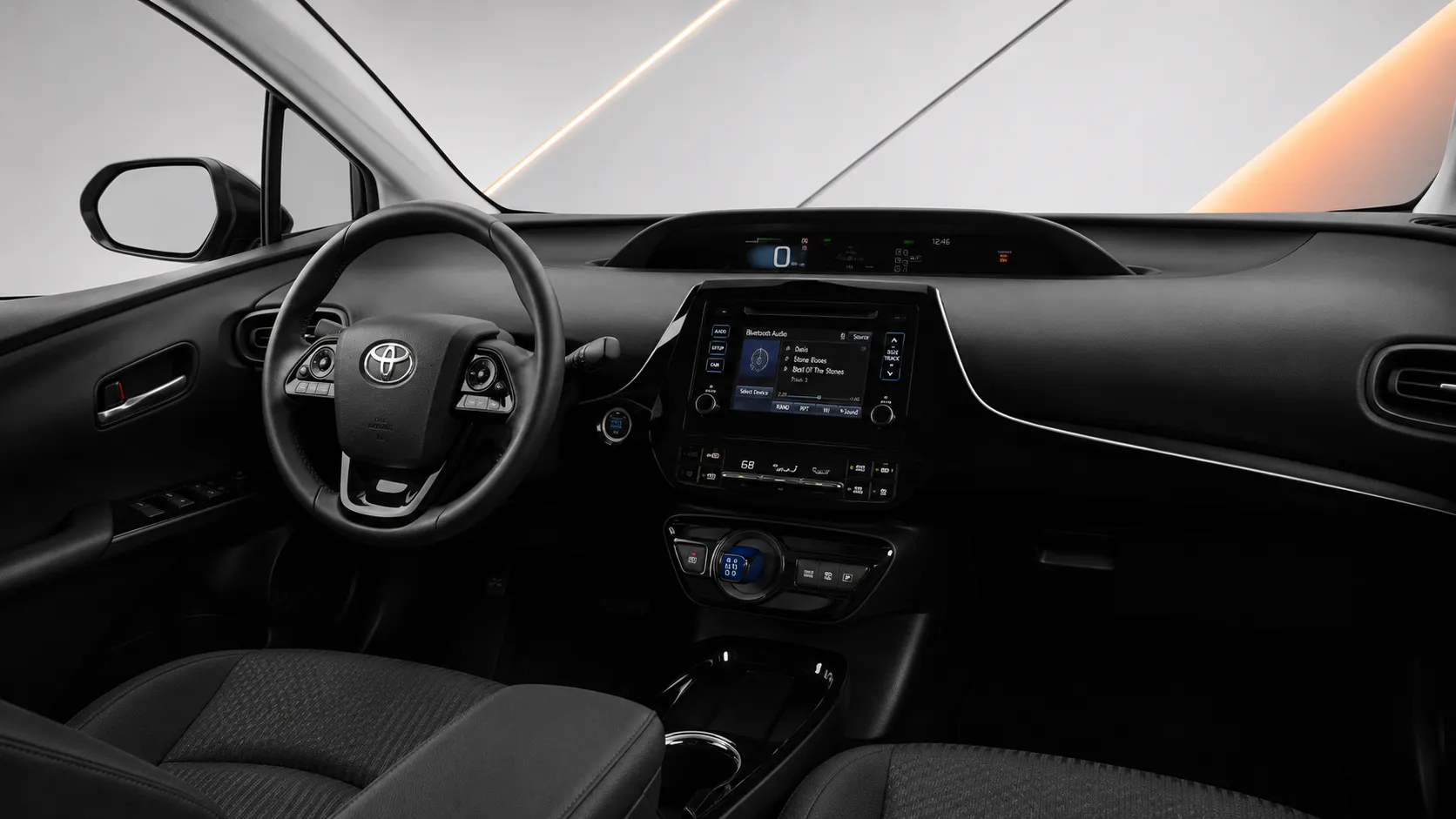 Інтер'єр Toyota Prius 2018